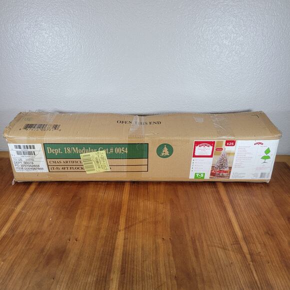 Holiday Time 4ft Flocked Greenfield Pine Christmas Tree PreLit 105 Clear T-5 New - Picture 4 of 9